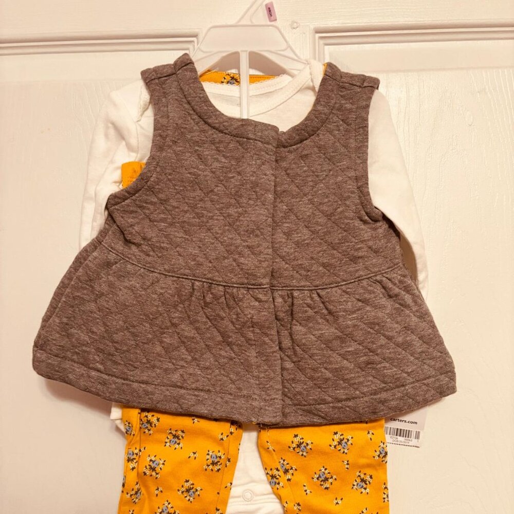 Carter’s Baby Girl 3-Piece Outfit Set Quilted Vest Floral Pants 9 Months